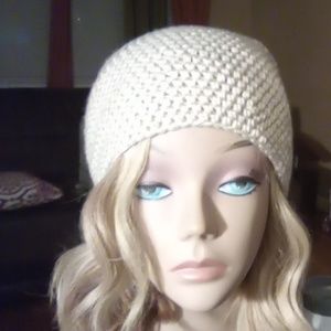Slouchy Beanie Off White $$25